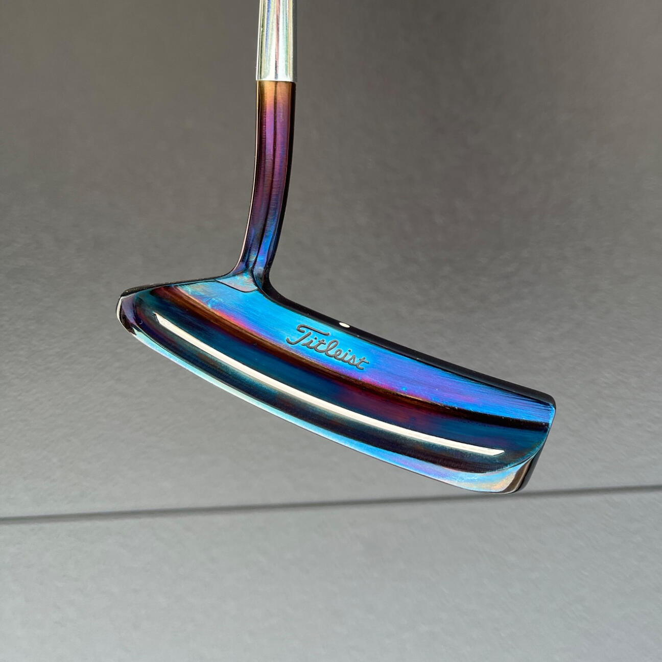 2001 Studio Design 2 • Glossy blue with purple