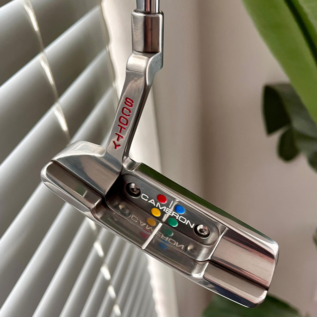 2005 Newport 2 Studio Style • Glossy mirror