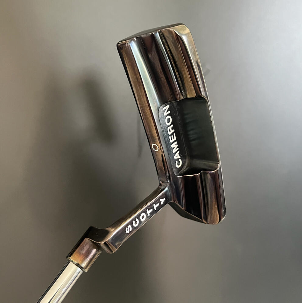2006 Circa 62 No. 3 • Glossy pearl